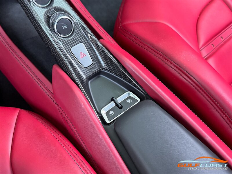 Used 2021 Ferrari F8 Tributo RWD image 19