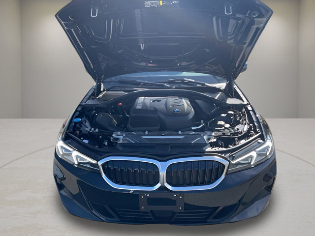 Used 2026 BMW 330i xDrive Sedan AWD/4WD image 23