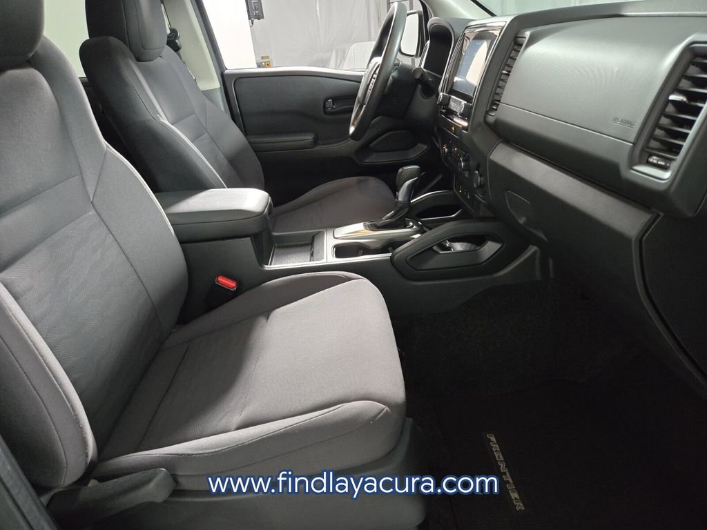 Used 2022 Nissan Frontier S w/ Technology Package image 16