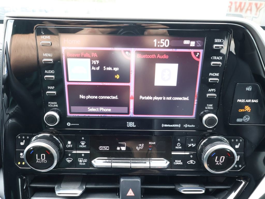 Used 2020 Toyota Highlander Limited w/ Protection Package #3 image 20