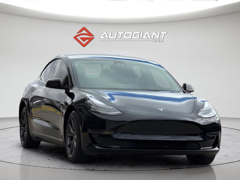 Used 2023 Tesla Model 3 Standard Range image 14