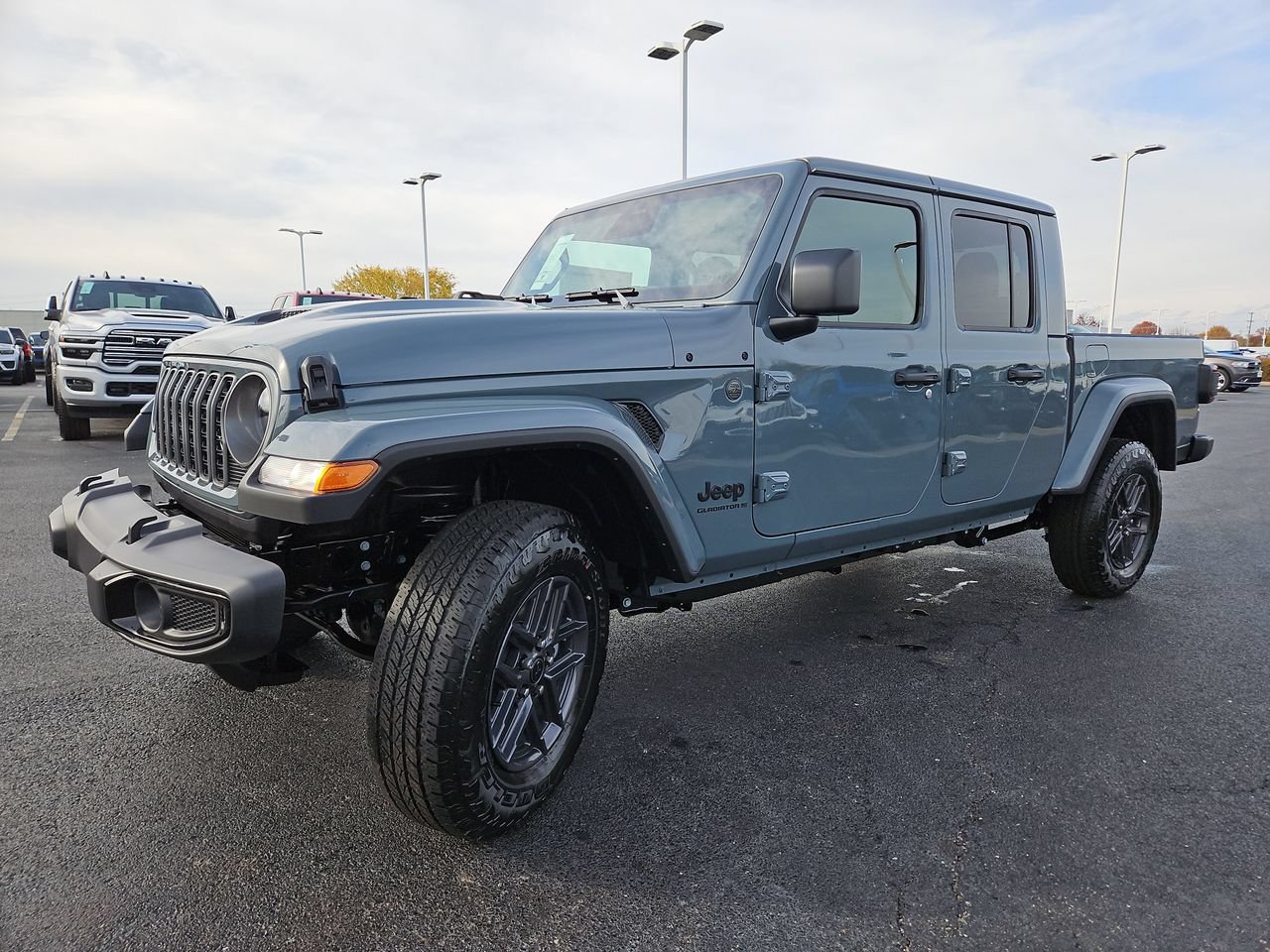 New 2026 Jeep Gladiator Sport AWD/4WD image 3