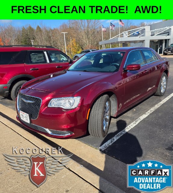 Used 2015 Chrysler 300 Limited AWD/4WD image 2