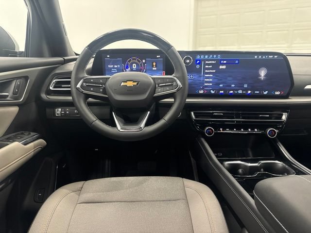 New 2026 Chevrolet Traverse LT w/ Enhanced Driving Package FWD image 24