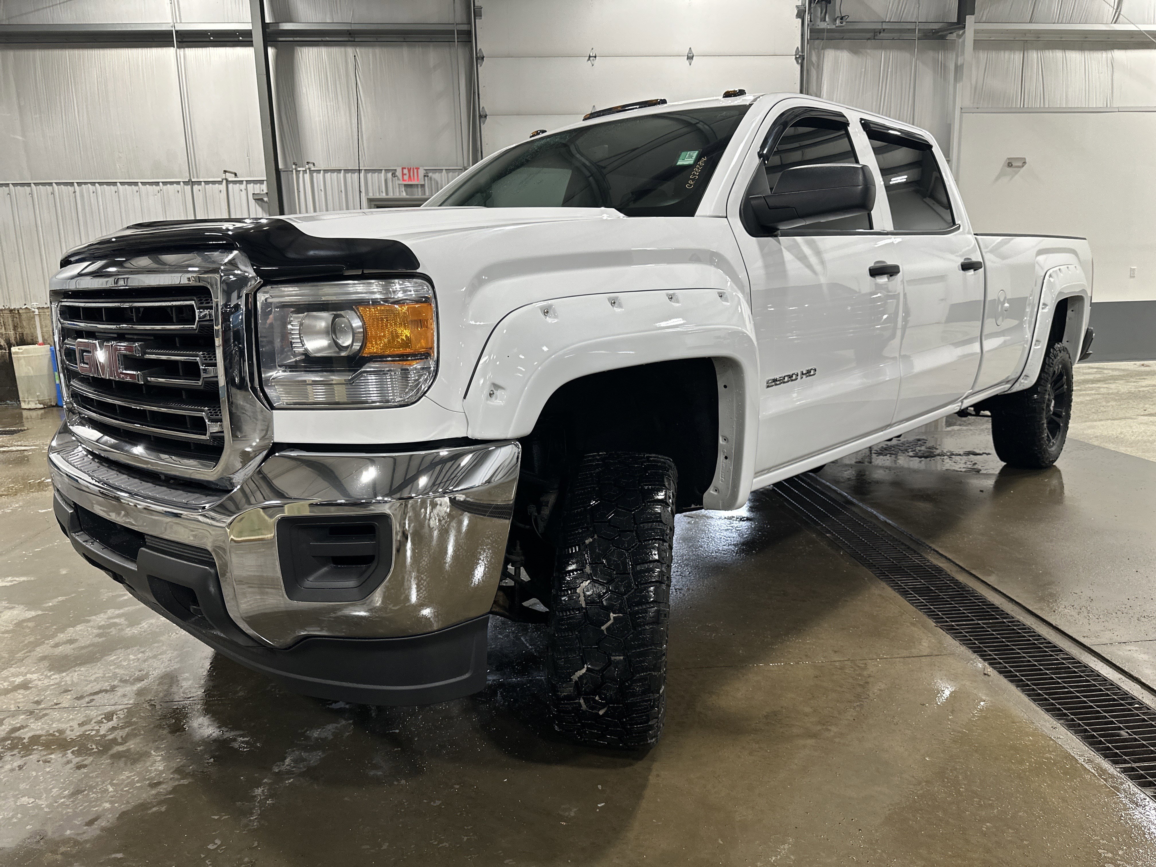 Used 2015 GMC Sierra 2500 4x4 Crew Cab image 6