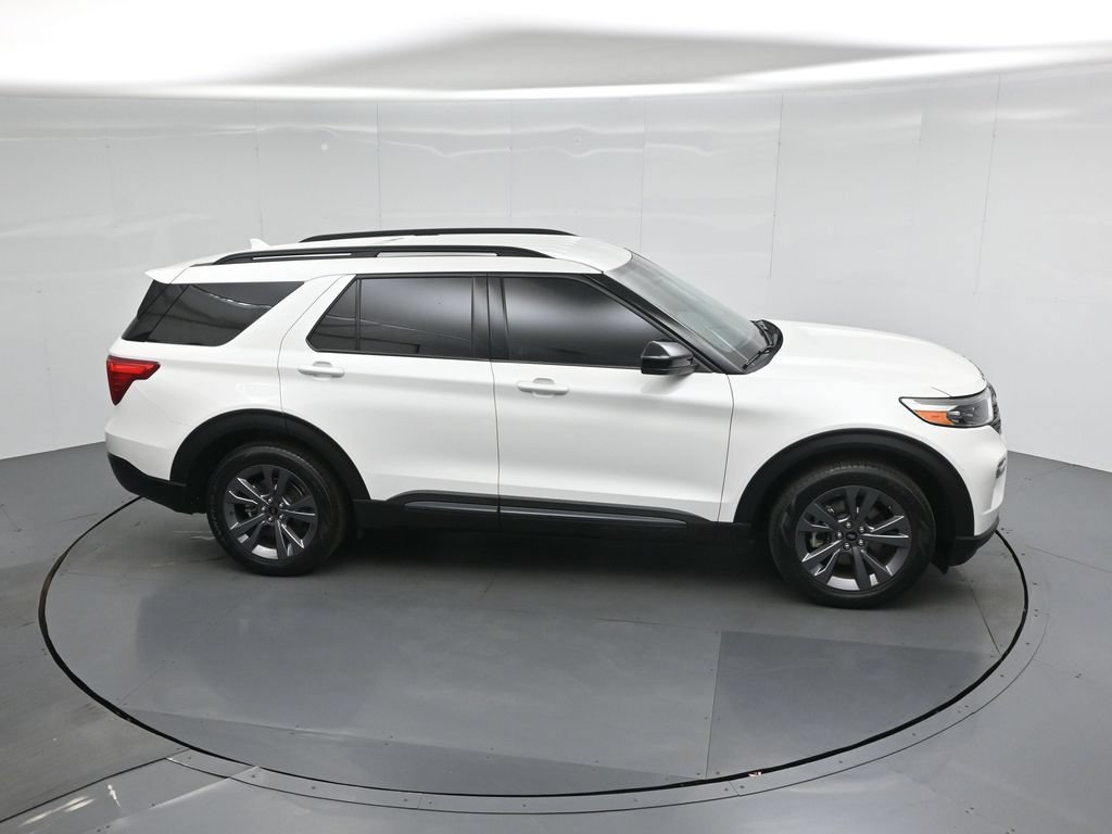 Certified 2023 Ford Explorer XLT w/ Equipment Group 202A RWD image 55