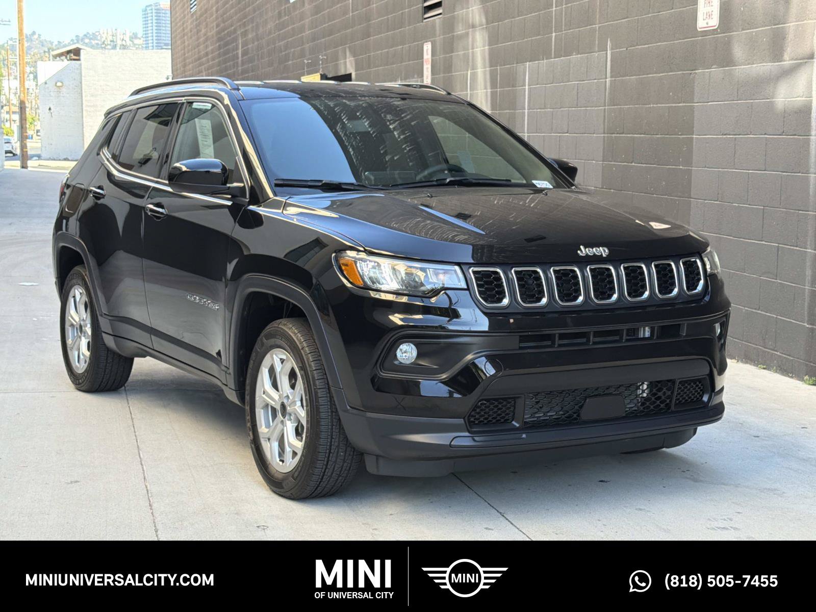 Used 2025 Jeep Compass Latitude