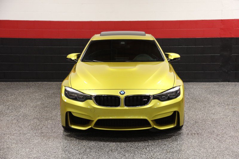 Used 2019 BMW M4 Coupe w/ Executive Package RWD image 13