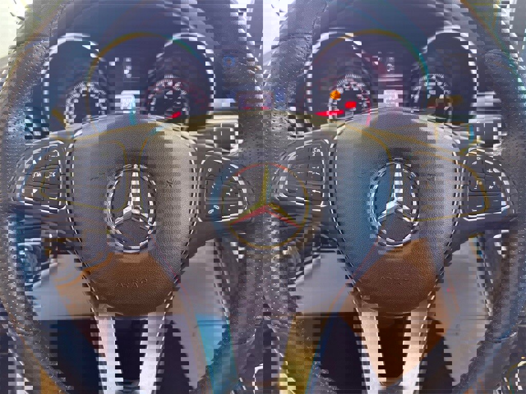 Used 2017 Mercedes-Benz GLC 300 image 12