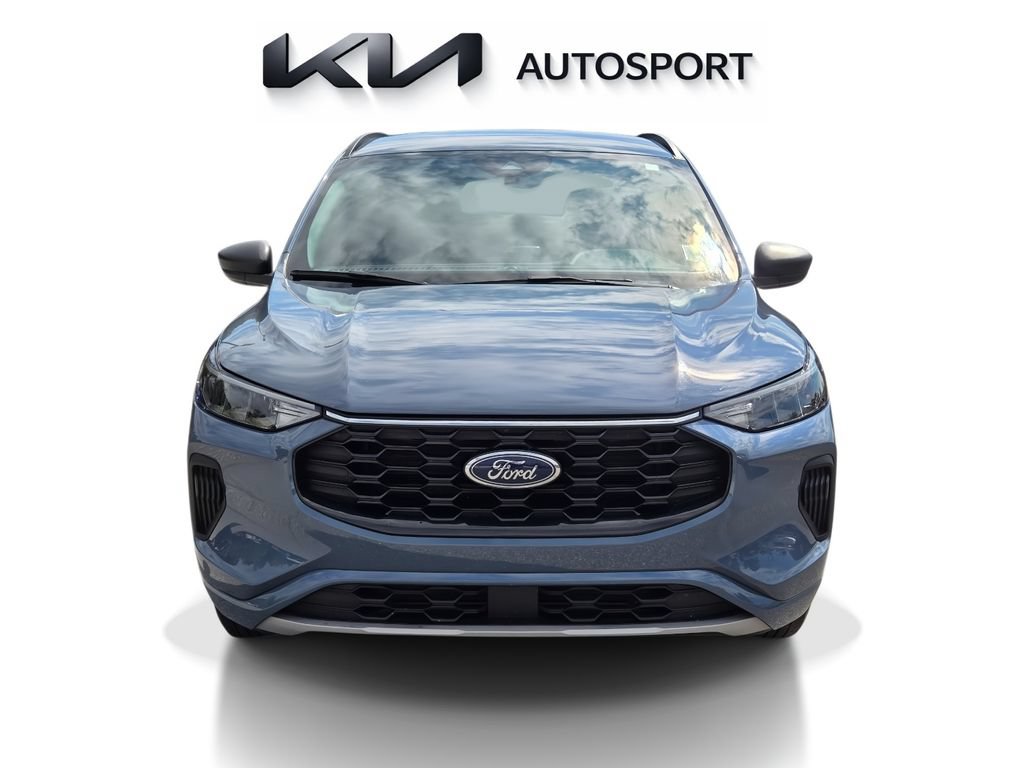 Used 2024 Ford Escape ST-Line FWD image 2