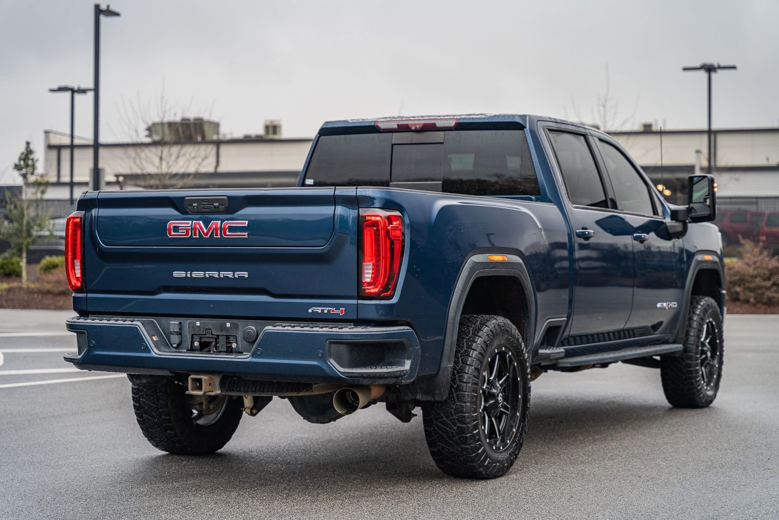Used 2021 GMC Sierra 2500 AT4 w/ AT4 Premium Plus Package image 8