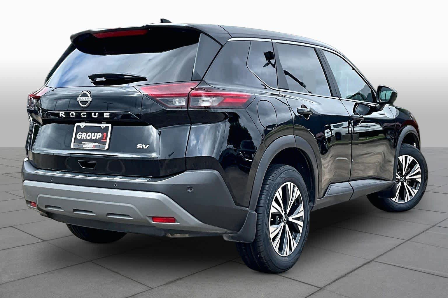 Certified 2023 Nissan Rogue SV FWD image 13