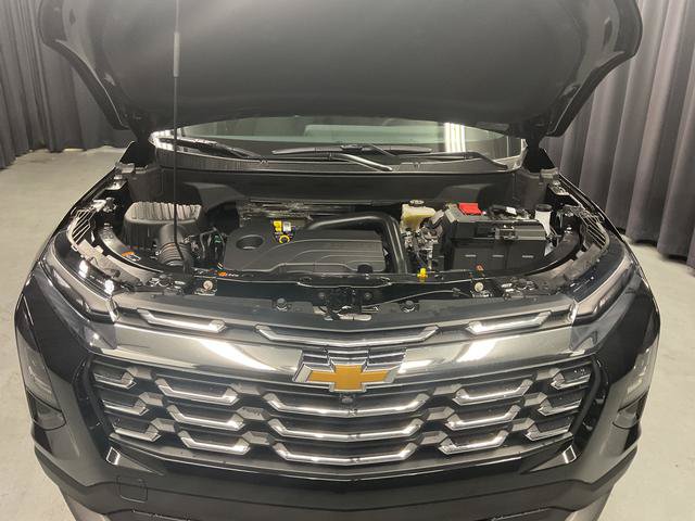 New 2027 Chevrolet Equinox LT FWD image 16