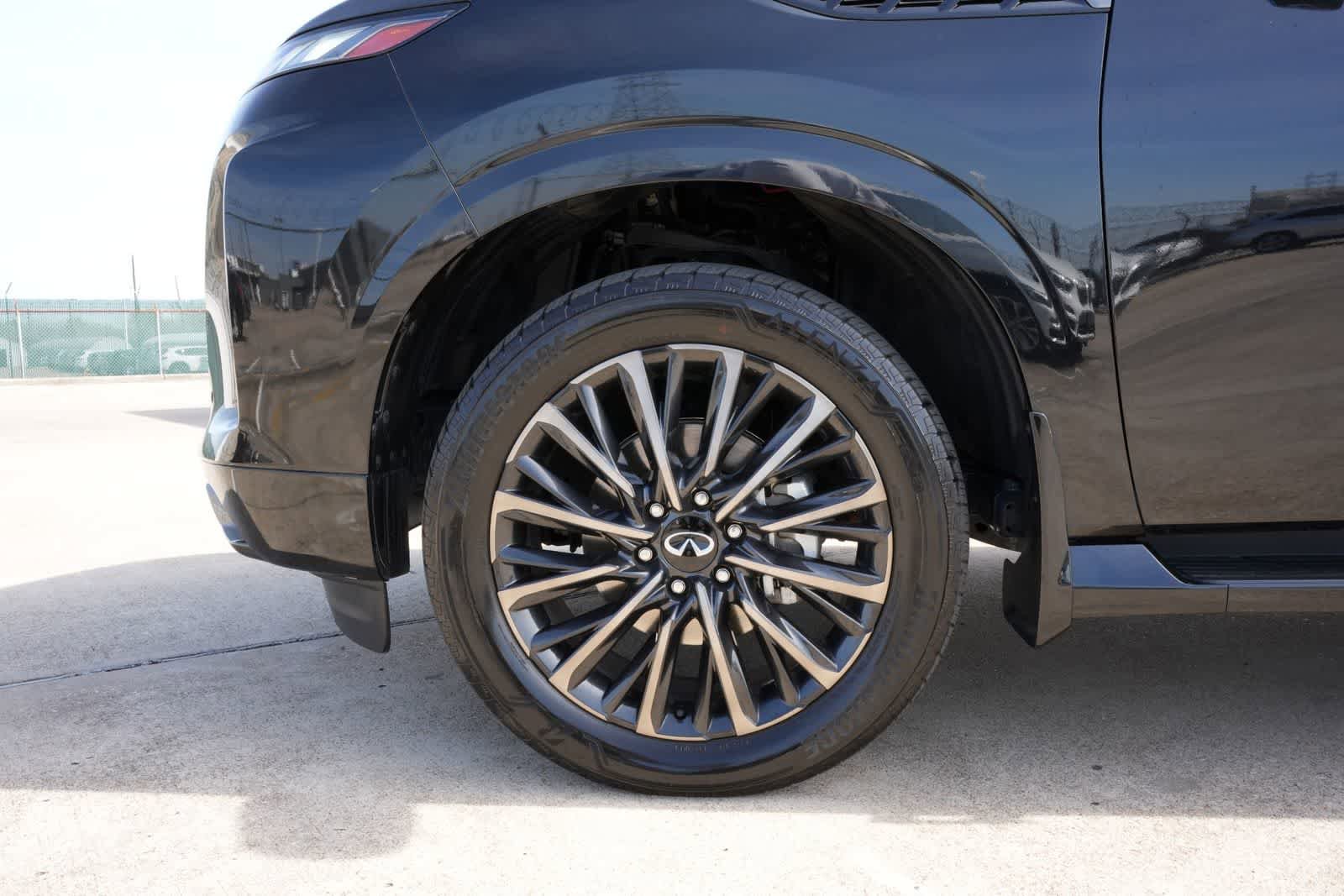 Certified 2025 INFINITI QX80 Autograph w/ Autograph Exterior Package image 25