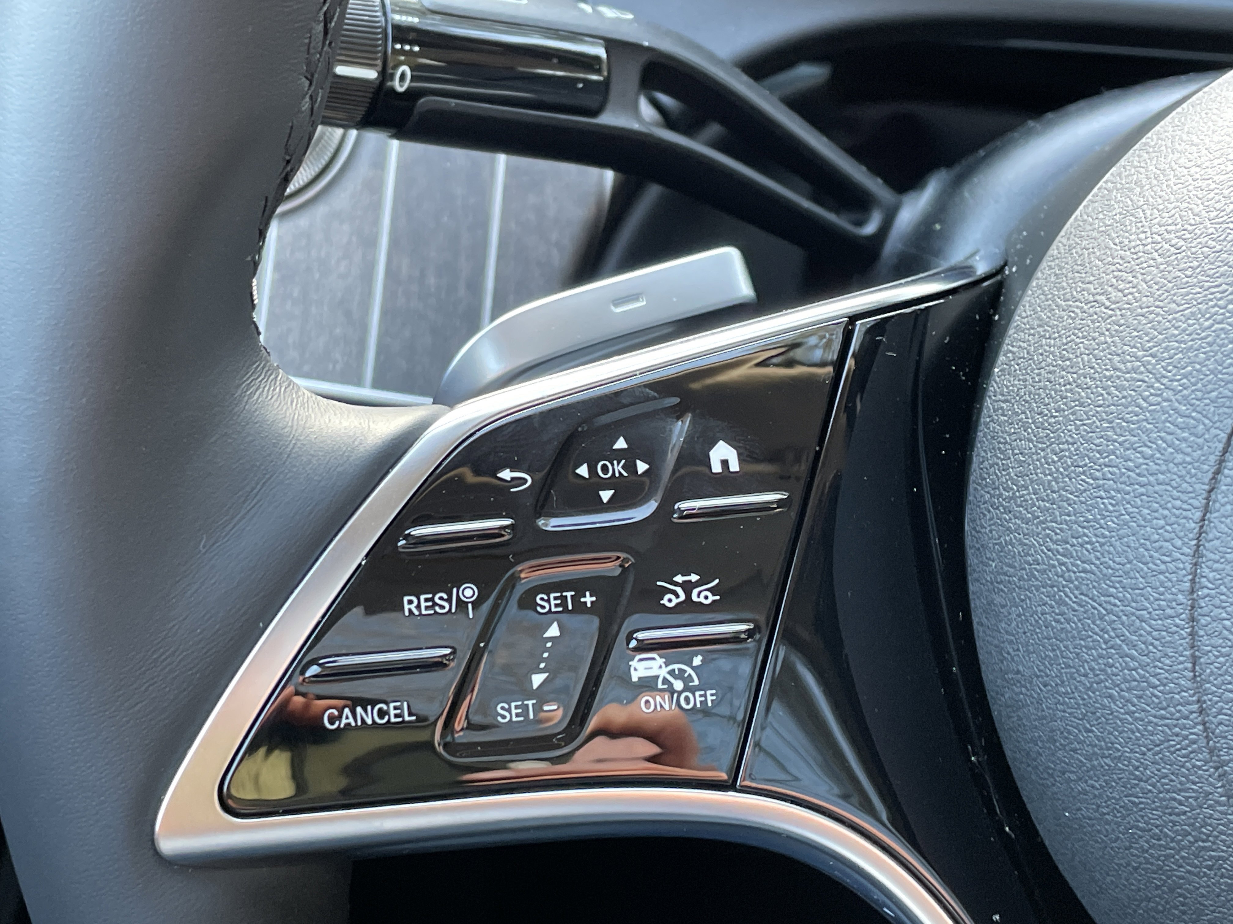New 2026 Mercedes-Benz E 450 4MATIC Sedan image 26