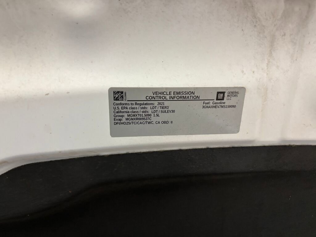 Used 2021 Chevrolet Equinox LS w/ LS Convenience Package image 32