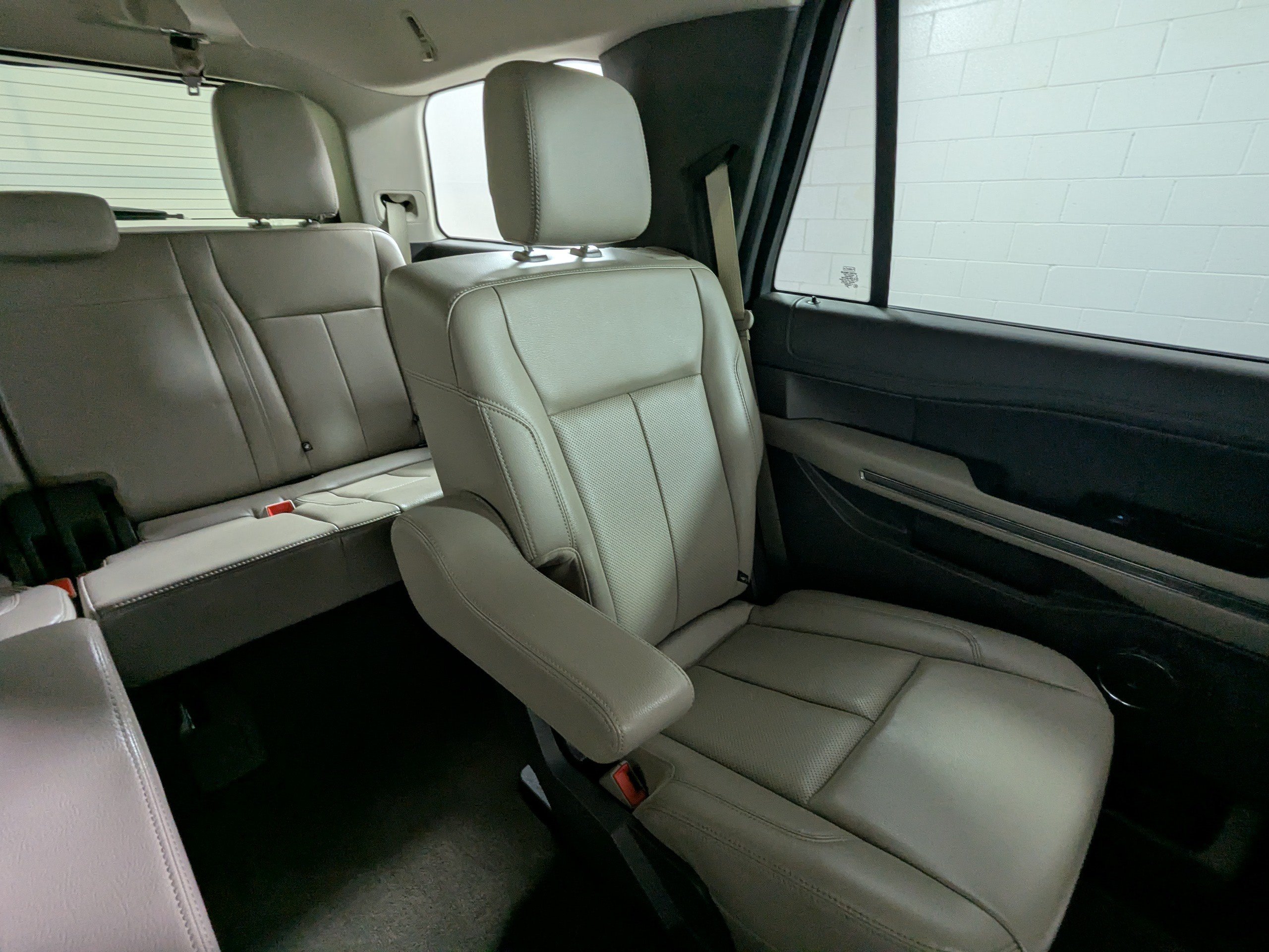 Used 2021 Ford Expedition XLT RWD image 17