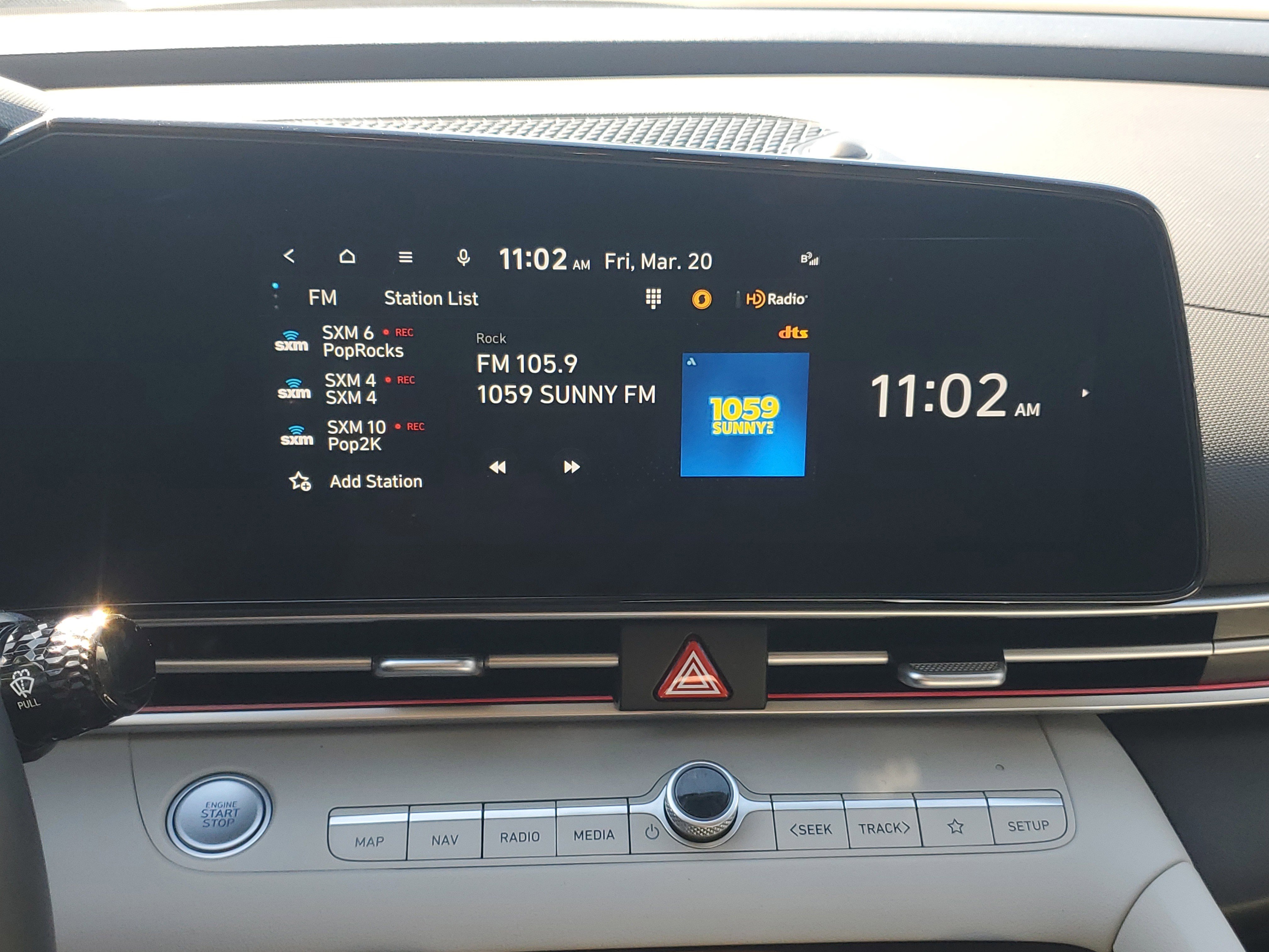 Used 2024 Hyundai Elantra Limited image 21