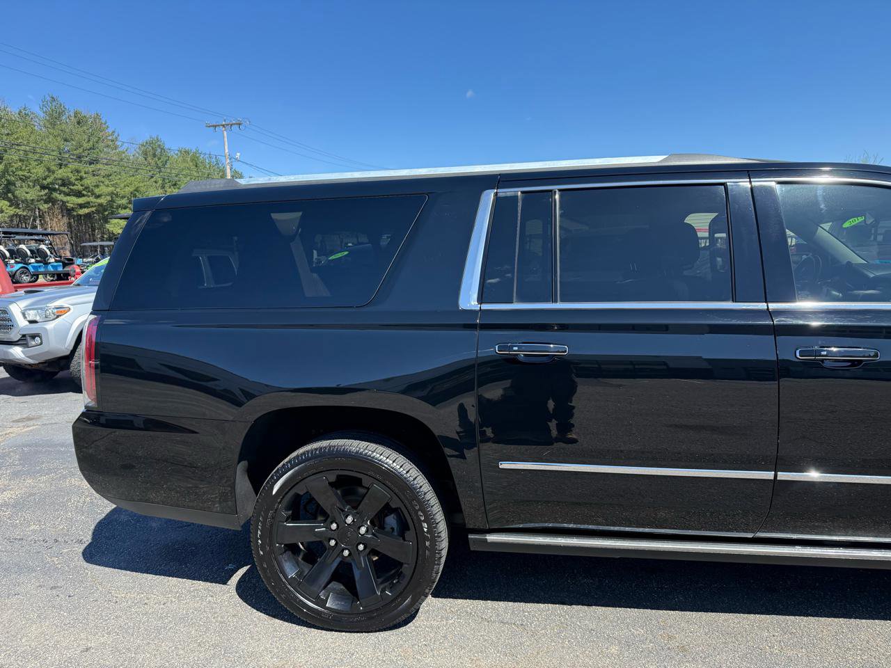 Used 2018 GMC Yukon XL Denali w/ Denali Ultimate Package AWD/4WD image 12