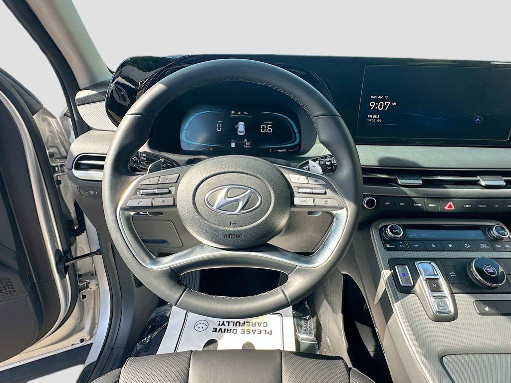 Used 2025 Hyundai Palisade SEL FWD image 11