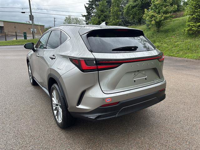 Used 2022 Lexus NX 350 AWD image 2
