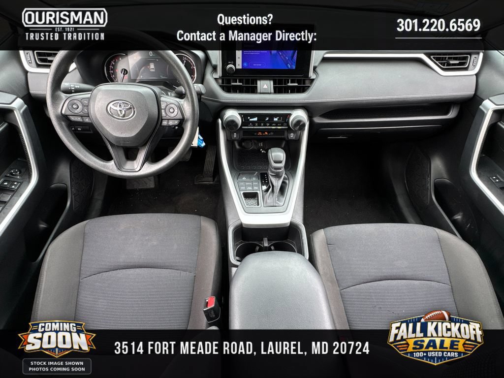 Used 2025 Toyota RAV4 LE AWD/4WD image 16