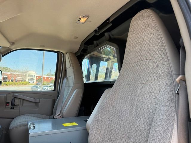Used 2021 Chevrolet Express 2500 w/ Driver Convenience Package image 20