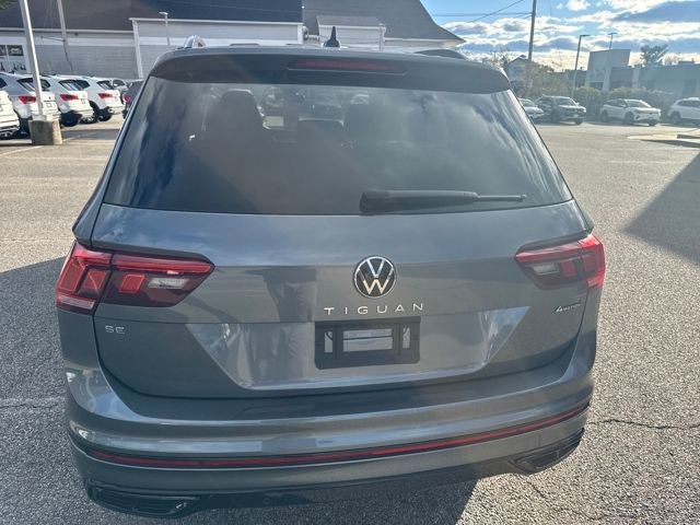 Certified 2024 Volkswagen Tiguan SE R-Line image 8