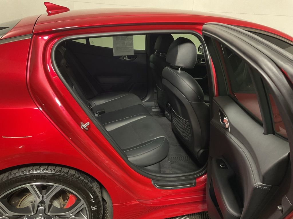Used 2019 Kia Stinger GT image 31