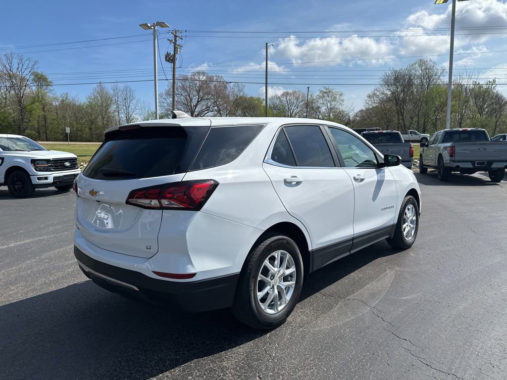 Used 2024 Chevrolet Equinox LT w/ LPO, Floor Liner Package image 3