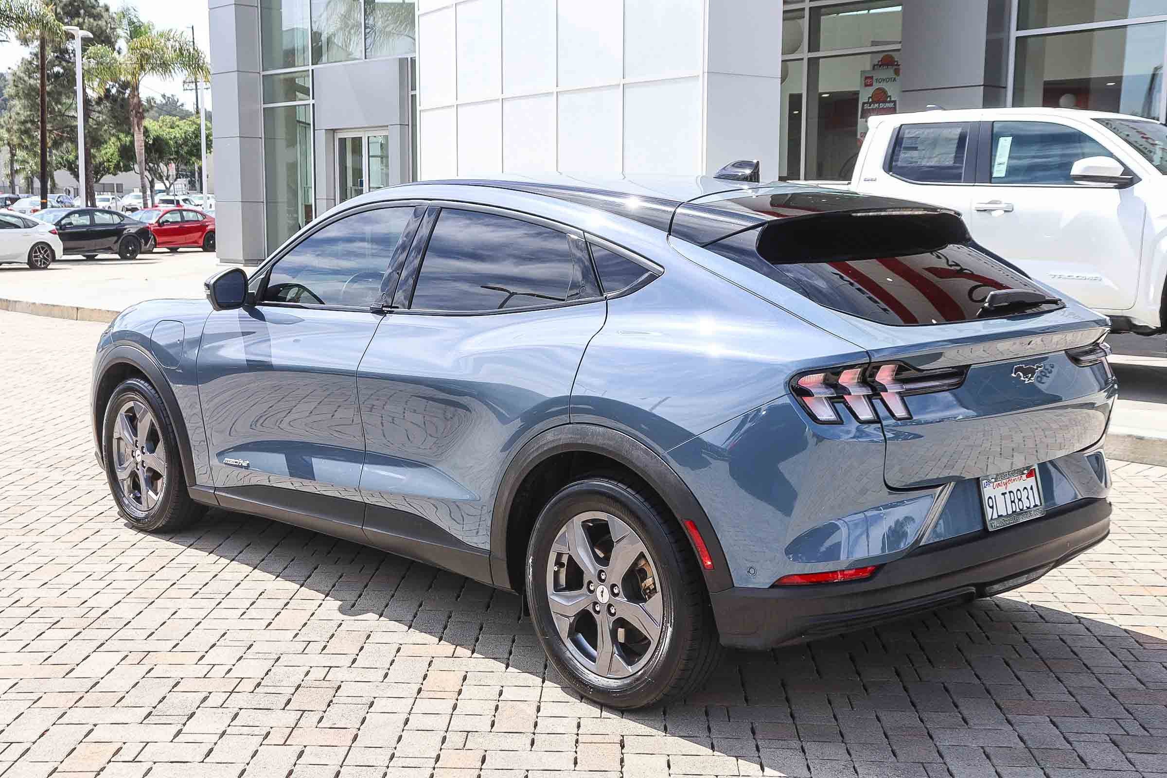 Used 2023 Ford Mustang Mach-E Select image 11