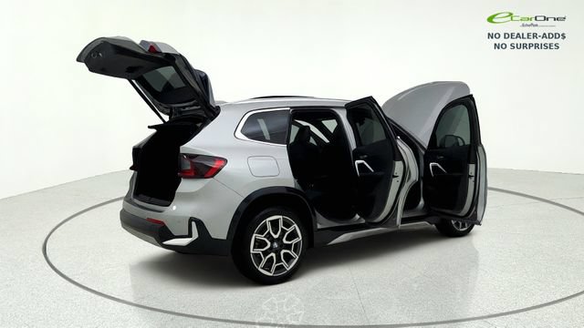 Used 2025 BMW X1 xDrive28i AWD/4WD image 15