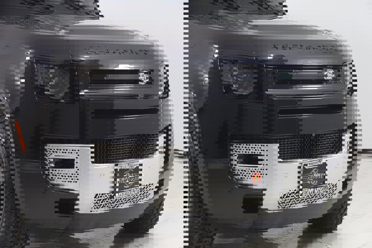 Used 2022 Land Rover Defender 110 SE image 40