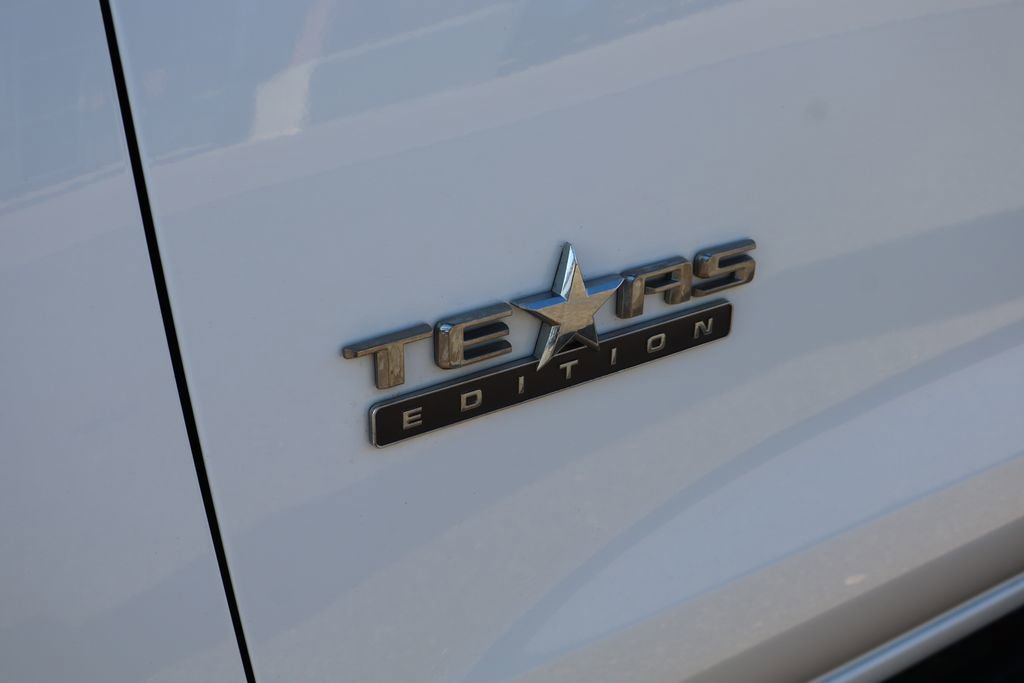 Used 2019 Chevrolet Silverado 1500 LT w/ Texas Edition AWD/4WD image 10