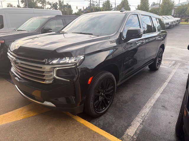 Used 2024 Chevrolet Suburban High Country w/ Premium Package 2
