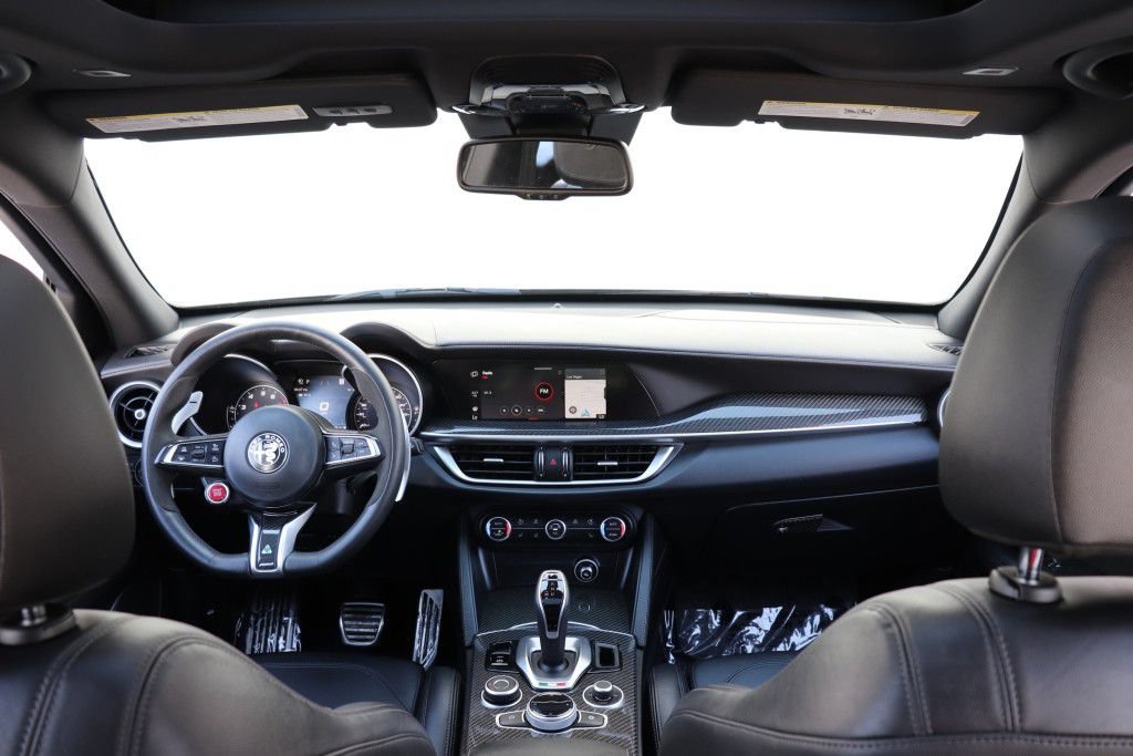 Used 2022 Alfa Romeo Stelvio Quadrifoglio w/ Active Assist Plus Package AWD/4WD image 38