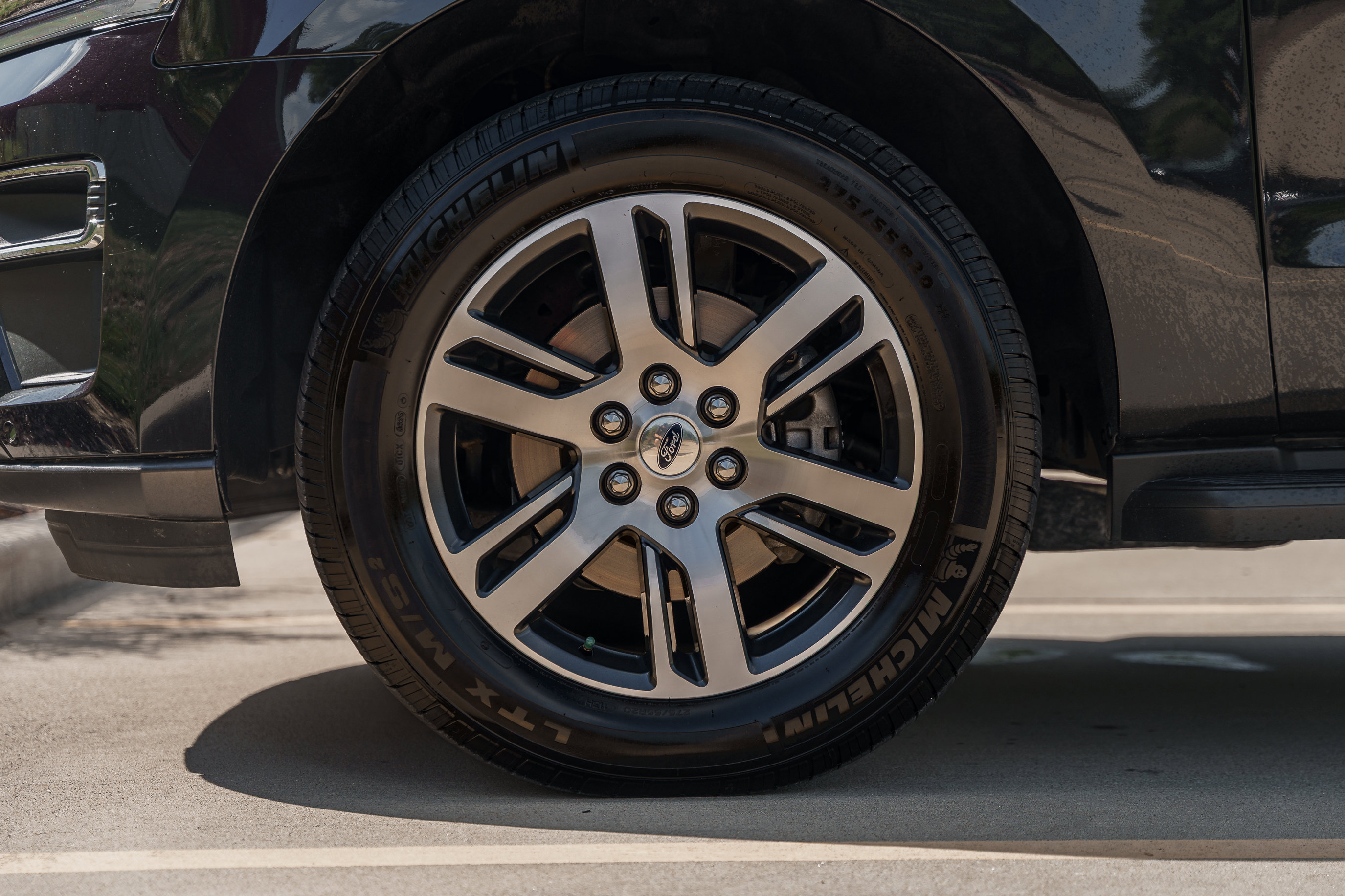 Used 2024 Ford Expedition Limited image 31