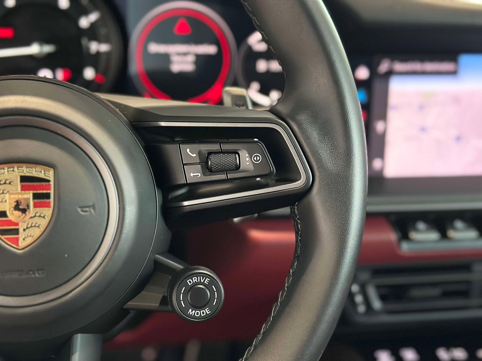 Certified 2024 Porsche 911 Carrera image 23