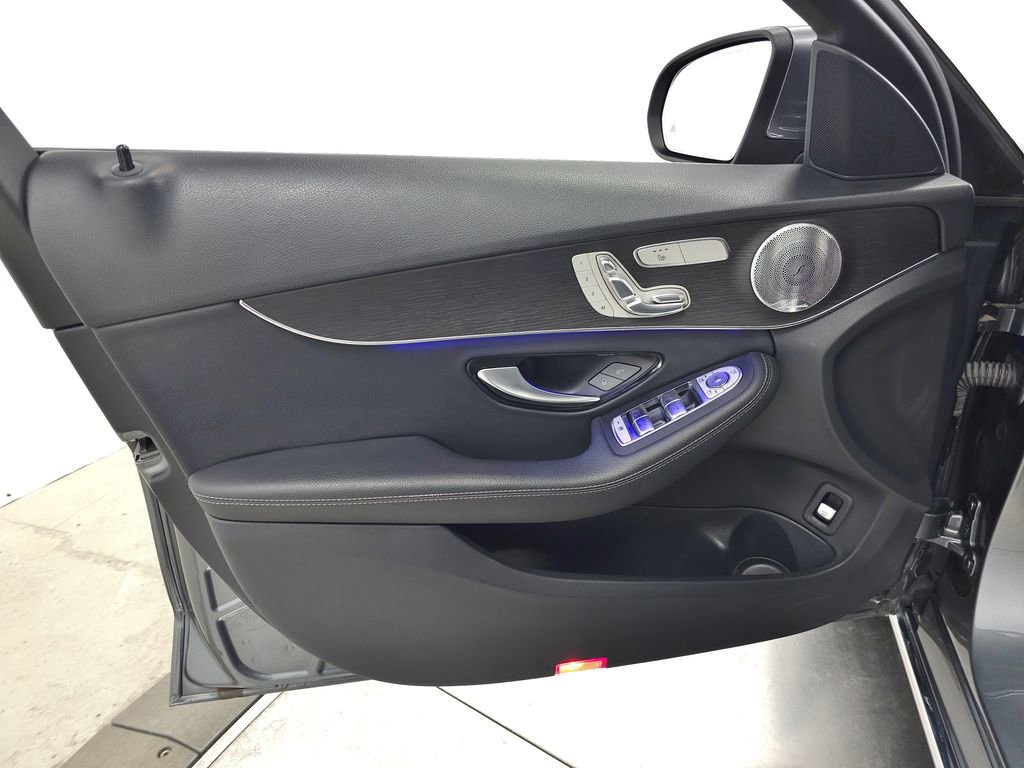Used 2021 Mercedes-Benz C 300 4MATIC Sedan image 14