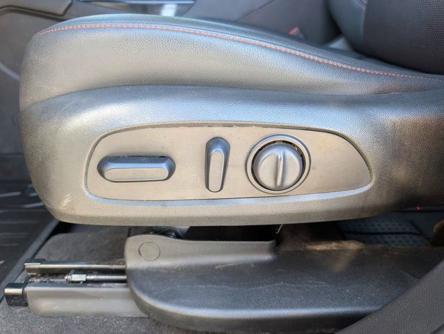 Used 2021 Chevrolet Blazer RS w/ Enhanced Convenience Package image 16