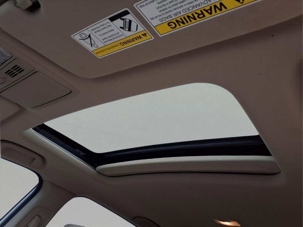 Used 2021 Honda CR-V Touring image 18