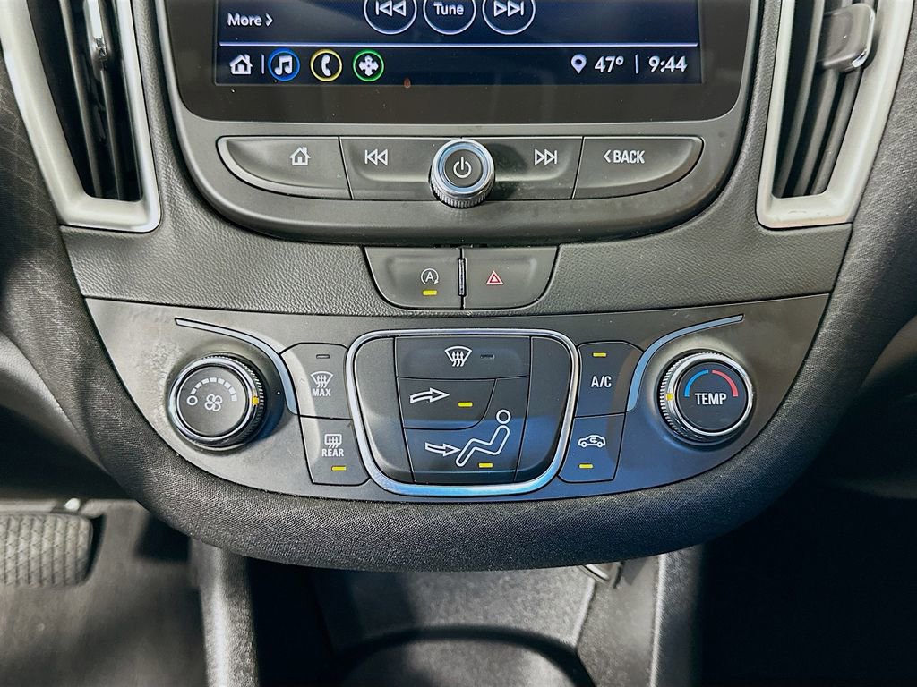Used 2023 Chevrolet Malibu LS image 15