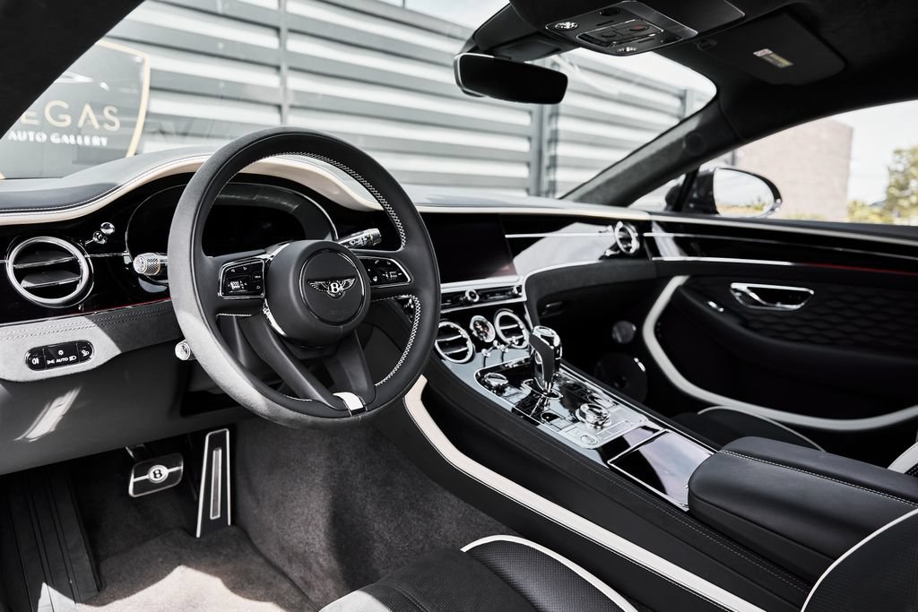 Used 2025 Bentley Continental GT Speed AWD/4WD image 2