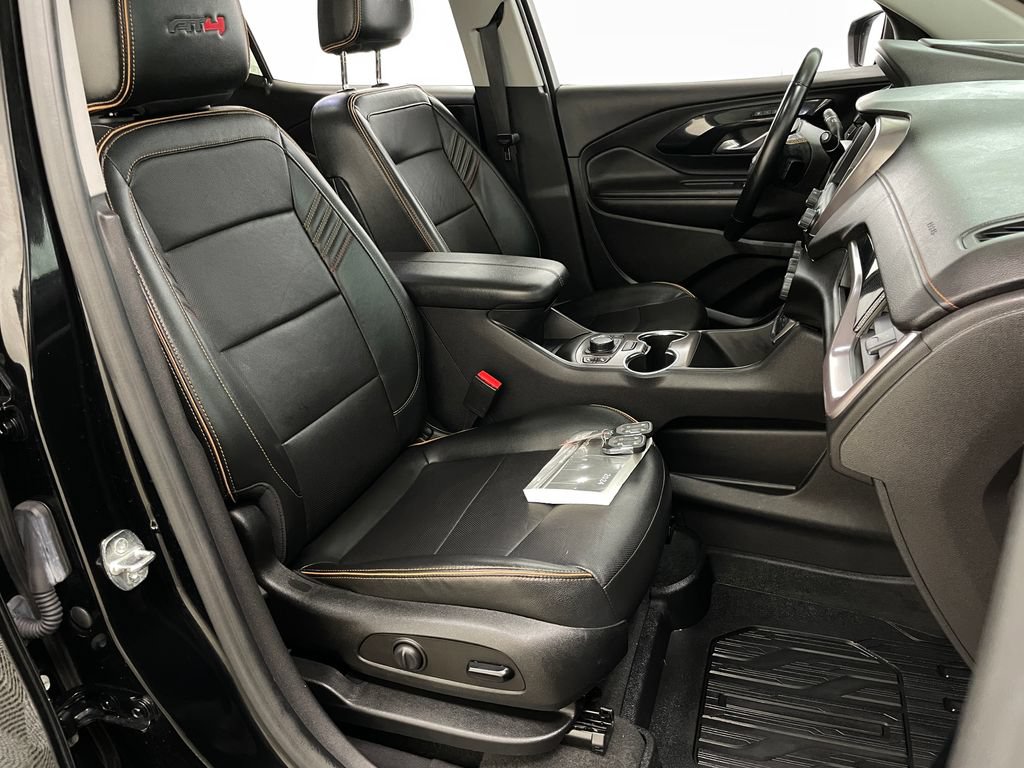 Certified 2024 GMC Terrain AT4 w/ Tech Package AWD/4WD image 40