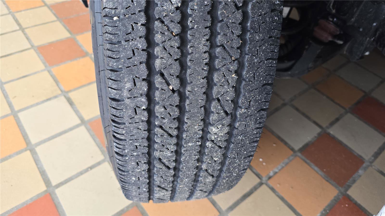 Used 2024 GMC Savana 2500 w/ Driver Convenience Package image 27