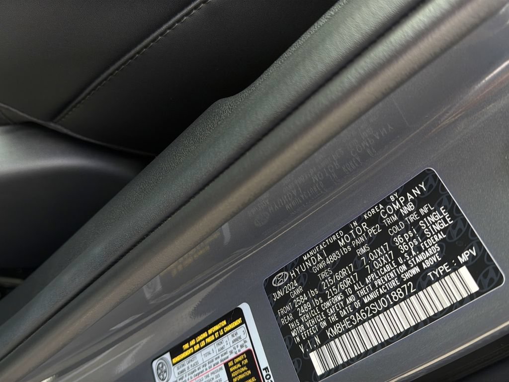 Certified 2025 Hyundai Kona Limited FWD image 30