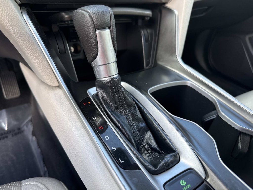 Used 2020 Honda Accord LX image 30