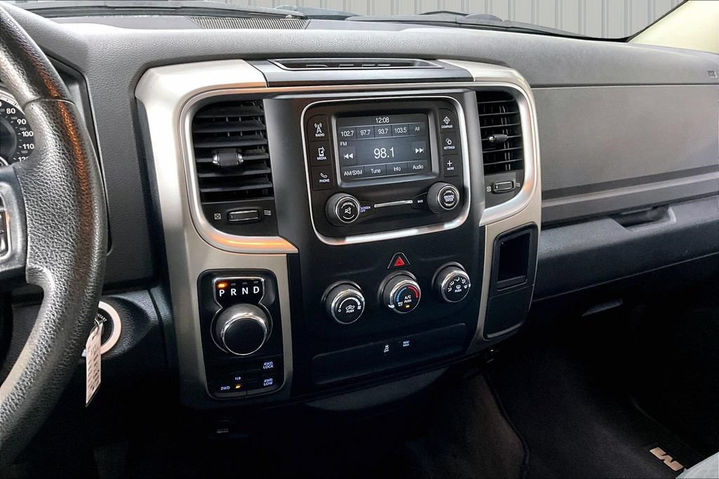 Used 2017 RAM 1500 Classic SLT AWD/4WD image 9