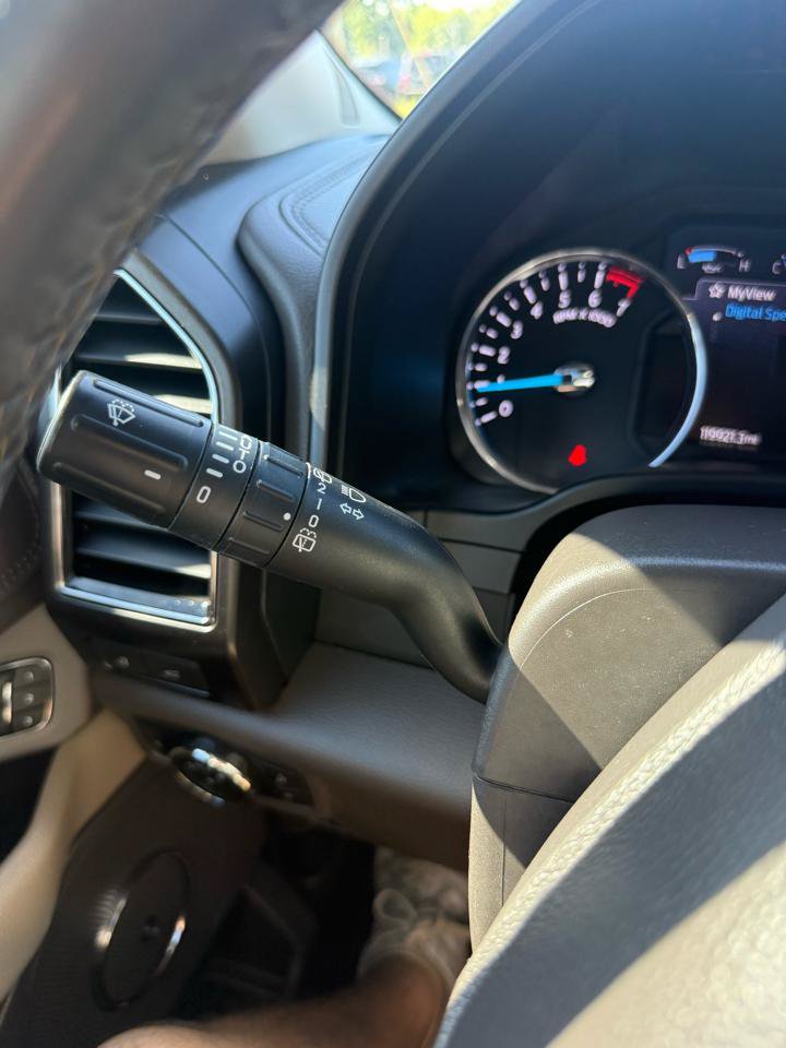 Used 2021 Ford Expedition Limited RWD image 26