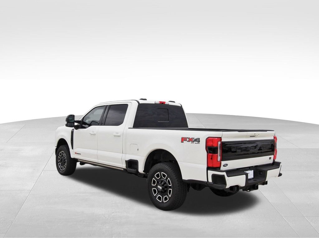 Used 2026 Ford F250 Platinum AWD/4WD image 3